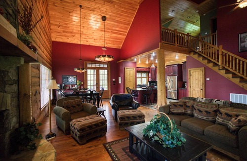 Johnson City Cabin | Spring Dates are open-Riverfront-Watauga River-Trophy Section.