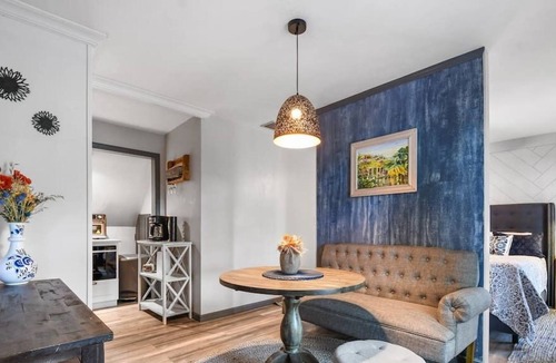 Conway Apartment | Spring-Fed Lake Getaway 2 king master suites