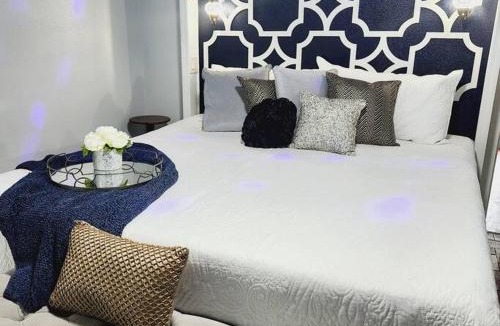 Conway Apartment | Spring-Fed Lake King Suite Pet Friendly