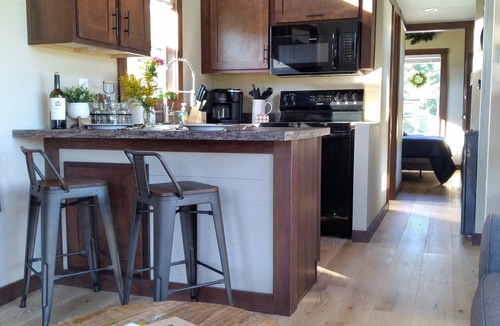 Morganton Cabin | Spring Fun in Blue Ridge☀️Mins from Downtown Activities