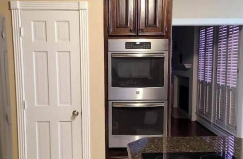 Klein House | Spring Haven Retreat Trails & Lake Access