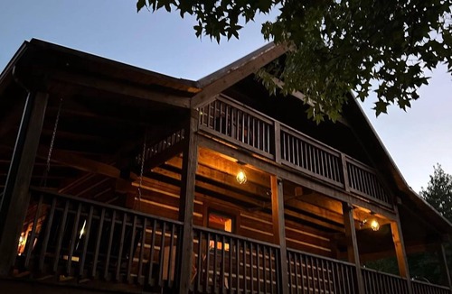 Keysville Cabin | Spring Hideaway Retreat Cabin - a Wildlands Collection property