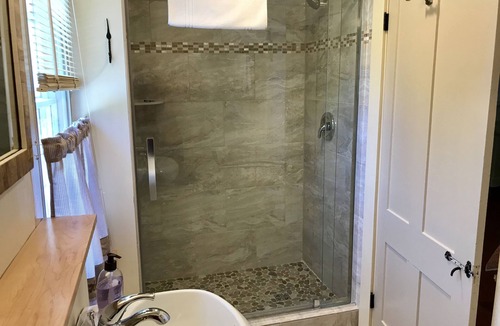 Mansfield House | Spring Hill Inn