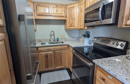 Beech Mountain Ski Chalet | Spring is here! Mountain chalet with theater, game room, fire pit, & views!