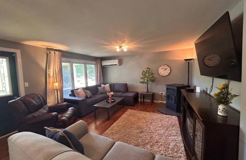 Summerside House | Spring Is Near, Relax and Warm Up Here