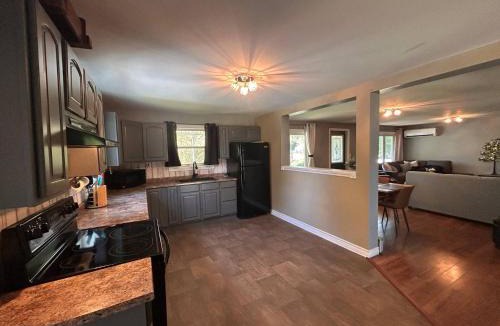 Summerside House | Spring Is Near, Relax and Warm Up Here