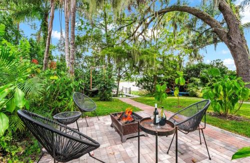 Conway Apartment | Spring Lake King Balcony Suite