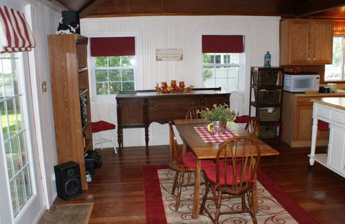 Town of Yates Cottage | Spring or Summer at the Lake!