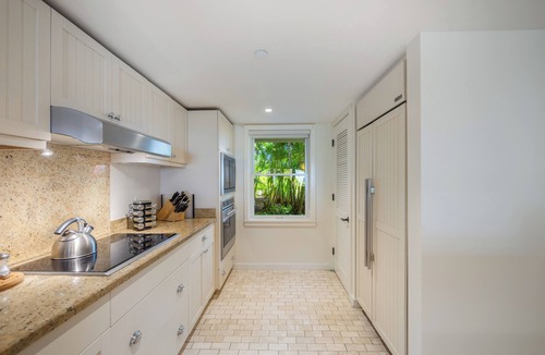 Kahuku Villa | SPRING REDUCED! Villa 104 Ocean View Turtle Bay