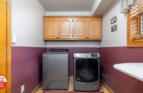 Miami Cabin | Spring River Fishing Cabins - All 4 Cabins