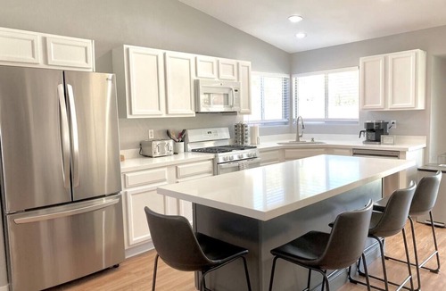 Desert Hot Springs House | Spring Sale New Pool Spa