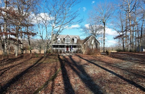 Sewanee House | Spring Sewanee Lakehouse
