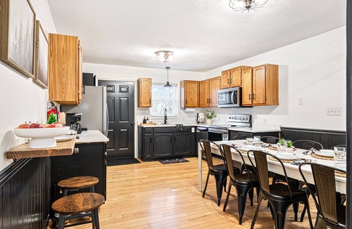 Beech Mountain House | Spring Specials! Mtn Oasis-Hot tub- Arcades- Pets!