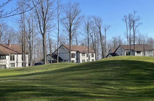 Clymer Condo | Spring, summer now open! PknPk Canterbury Woods. Golf course views Sleeps 10
