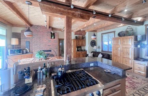 Rockport House | Spring Tide