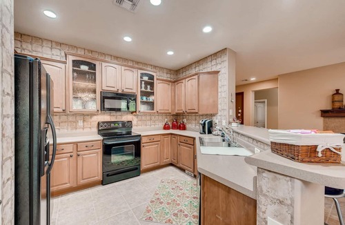 Power Ranch House | Spring Training Gem! Gorgeous AZ Oasis! Monthly available!