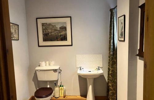 Bridgnorth House | Spring Valley Farm