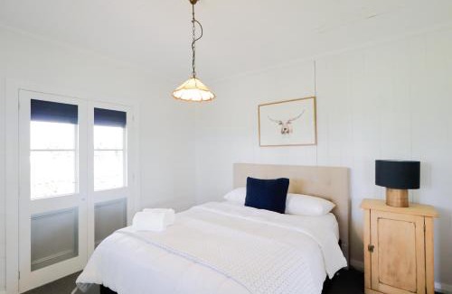 Tenterfield House | Spring View Cottage