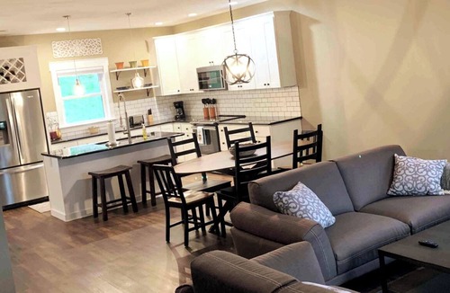 Keezletown House | Spring Village Hilltop Retreat