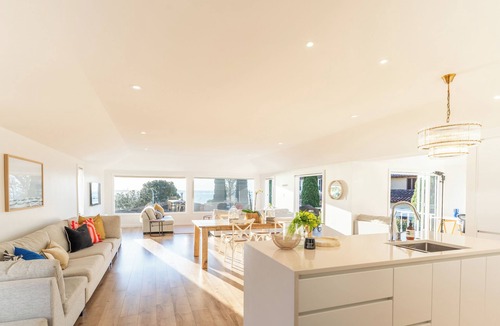 St. Heliers House | Springcombe Sunset - St Heliers Beach House