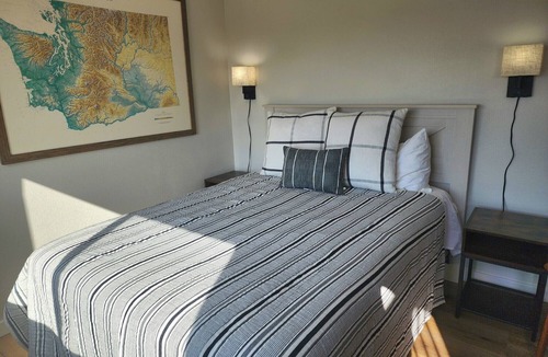 Troutdale Apartment | Springdale Farm unit 2