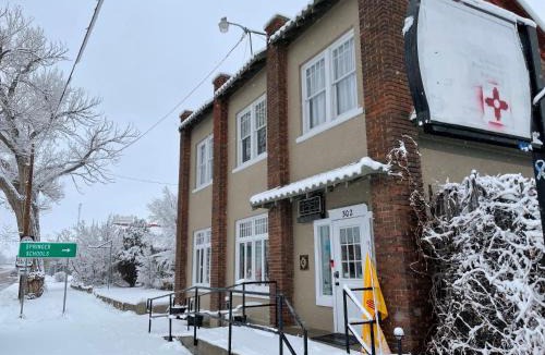 Springer Hotel | Springer Station