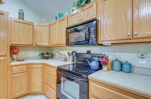 Brookline Station House | Springfield Area Retreat! Family Home w/Yard