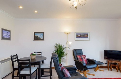 North Berwick Apartment | Springfield View