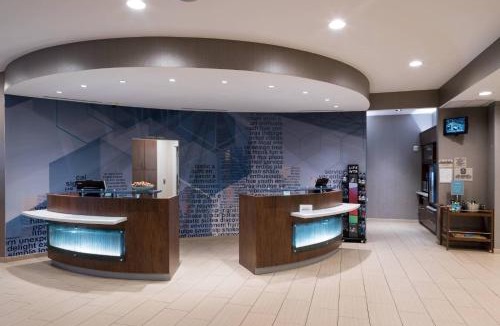 Jefferson Manor Hotel | SpringHill Suites Alexandria Southwest