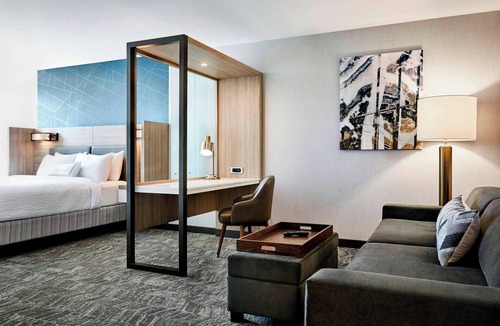 Chesterfield Hotel | SpringHill Suites by Marriott St. Louis Chesterfield