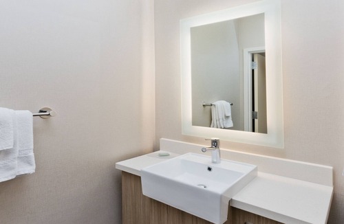 Crestline Heights Hotel | SpringHill Suites by Marriott Birmingham Colonnade