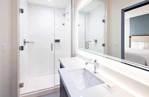 Central Escondido Hotel | SpringHill Suites by Marriott Escondido Downtown