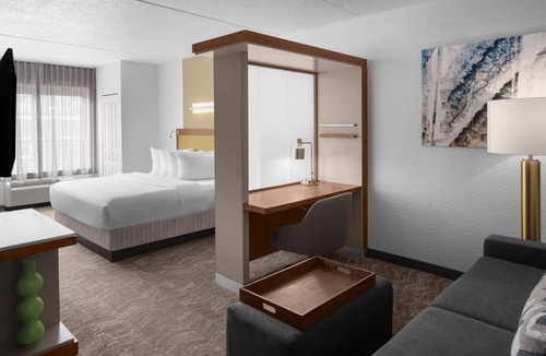 South Side Flats Hotel | SpringHill Suites by Marriott Pittsburgh Southside Works
