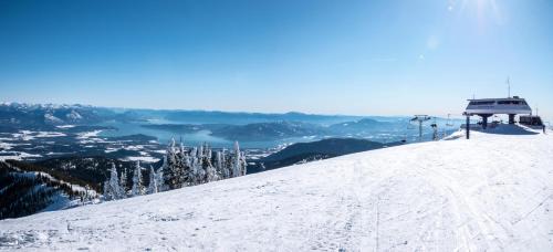 Ponderay Hotel | SpringHill Suites by Marriott Sandpoint