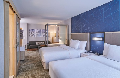 Dearborn Hotel | SpringHill Suites by Marriott Detroit Dearborn