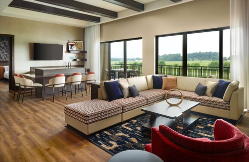 Franklin Hotel | Springhill Suites By Marriott Franklin Mint