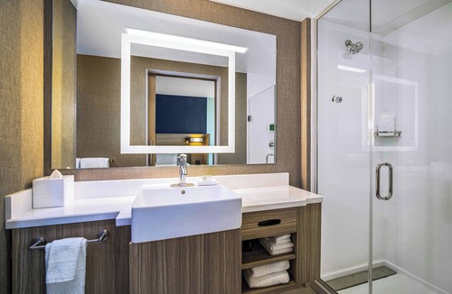 Goodyear Hotel | SpringHill Suites by Marriott Phoenix Goodyear