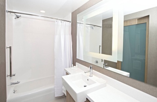 Issaquah Hotel | SpringHill Suites by Marriott Seattle Issaquah