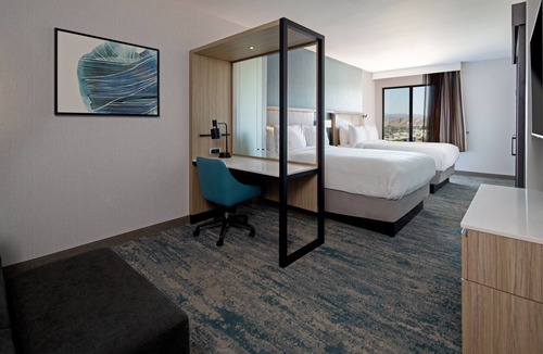Valencia Hotel | SpringHill Suites by Marriott Valencia