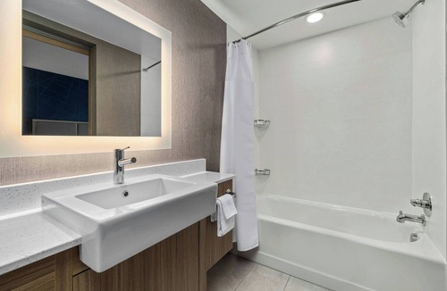 Camden Hotel | Springhill Suites By Marriott Camden