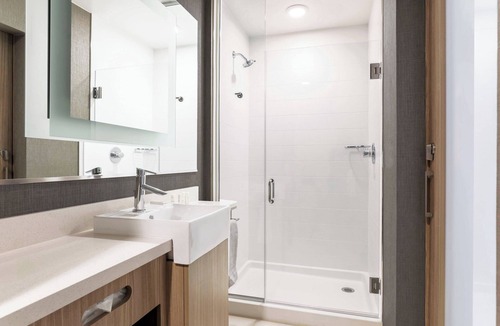 Truckee Hotel | SpringHill Suites by Marriott Truckee Lake Tahoe