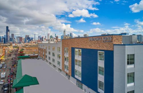 Chinatown Hotel | SpringHill Suites by Marriott Chicago Chinatown