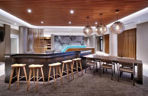 Biggs Field Hotel | SpringHill Suites by Marriott El Paso Airport