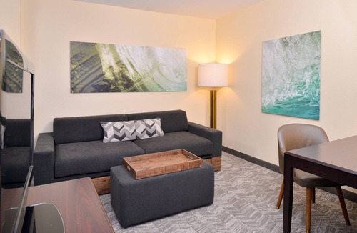 Corona Hotel | SpringHill Suites by Marriott Corona Riverside