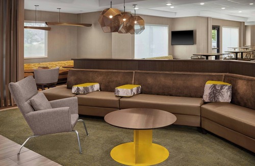 Lansing Hotel | SpringHill Suites by Marriott Lansing