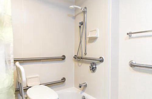 Greenwich Hotel | Springhill Suites by Marriott Wichita East At Plazzio