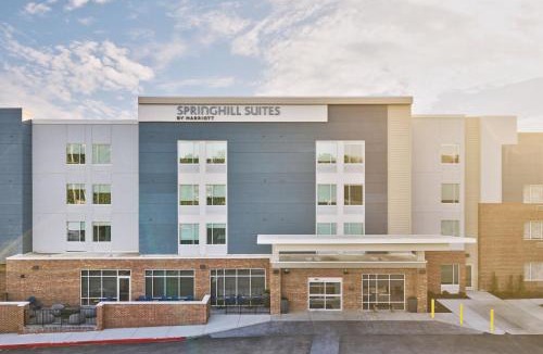 Chesterfield Hotel | SpringHill Suites by Marriott Chesterfield