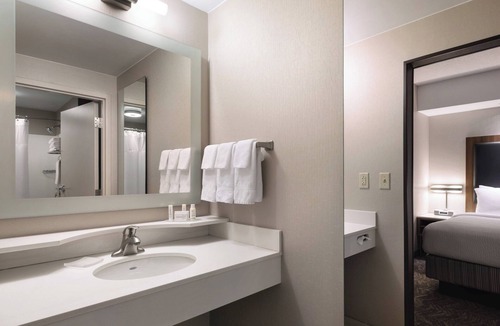 East Syracuse Hotel | Springhill Suites by Marriott Syracuse Carrier Circle