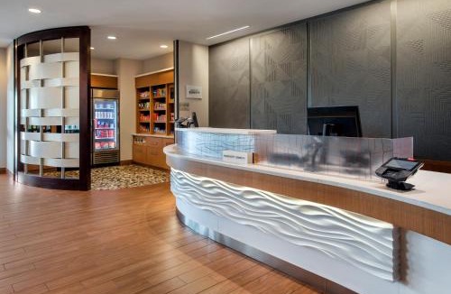Mount Laurel Hotel | SpringHill Suites by Marriott Mount Laurel