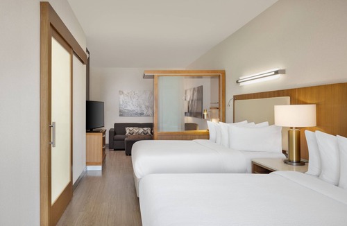 Orange Beach Hotel | SpringHill Suites by Marriott Orange Beach